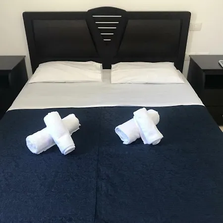 Potami Apartments *