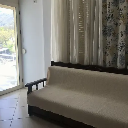 Potami Apartments *